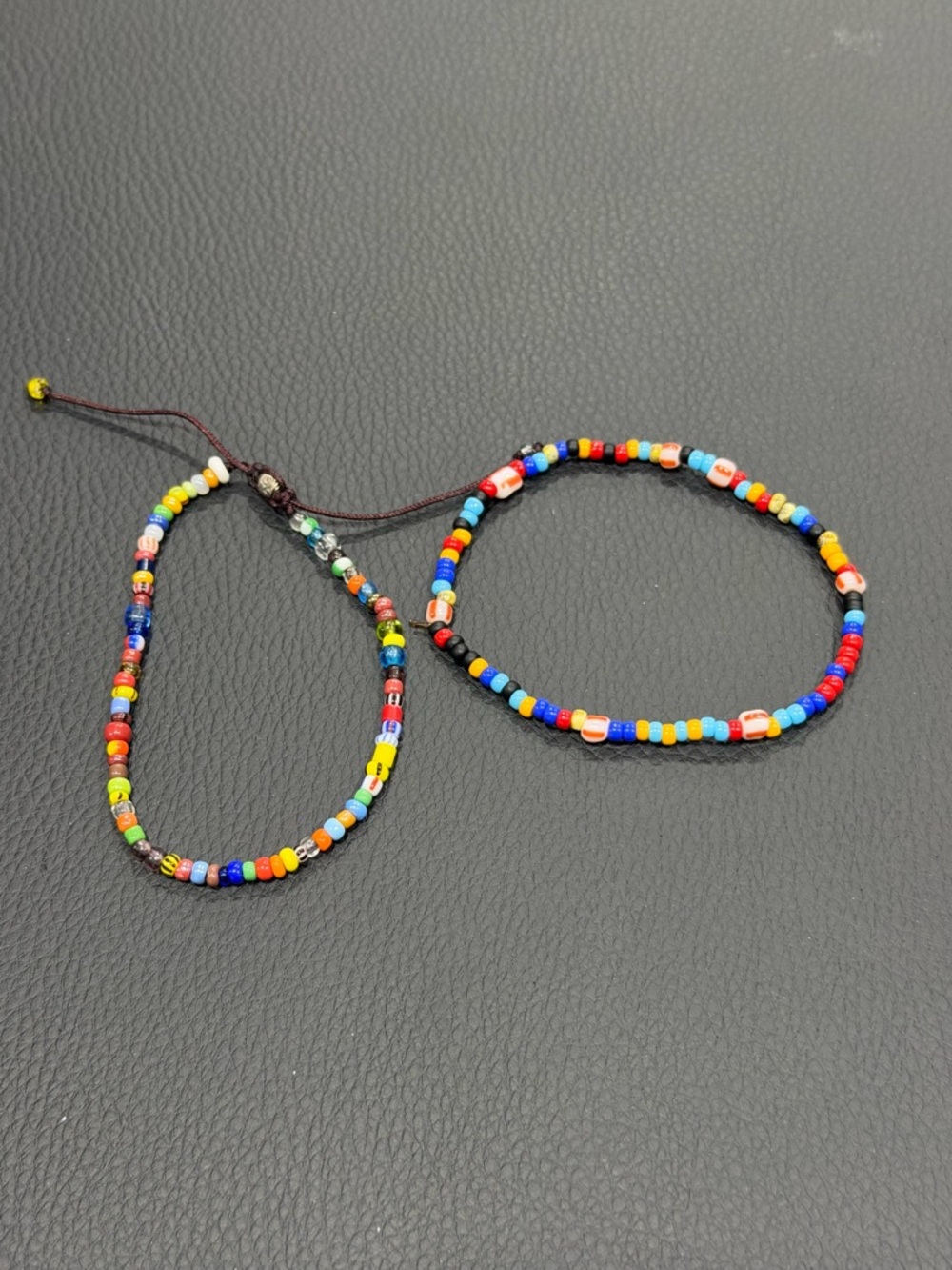🔴 (SOLD) Kompsos 3mm assorted glass beads bracelets